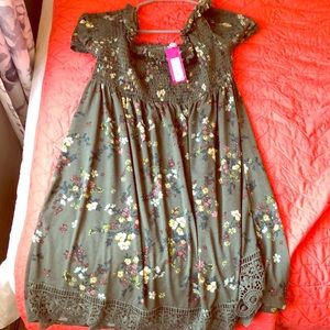 NWT green floral off the shoulder summer dress